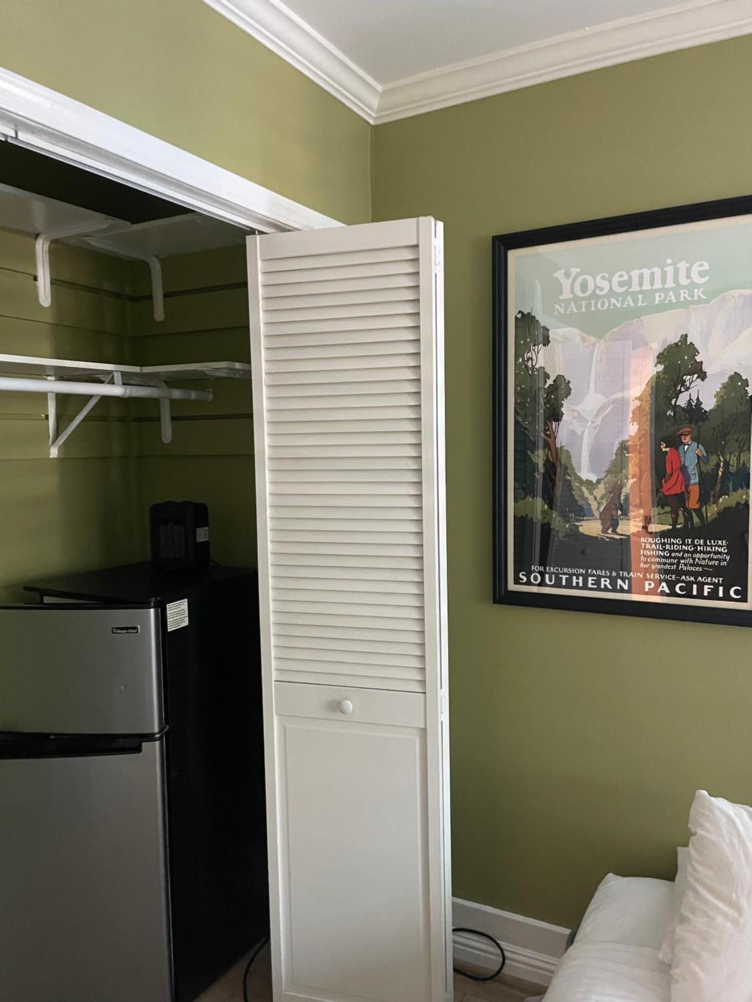Hospedagem domiciliar Private In Angeles With Wifi And Ac And Private Fridge!!! Los Angeles