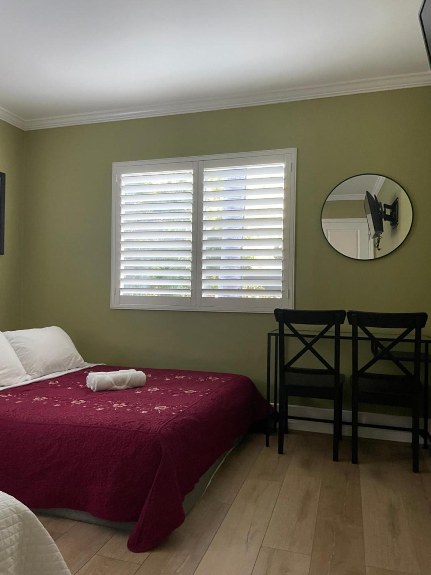Private In Angeles With Wifi And Ac And Private Fridge!!! Hospedagem domiciliar